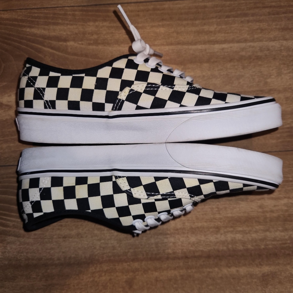 Vans Black and Off-White Checkerboard Shoes | Size 8.5W - Picture 4 of 9